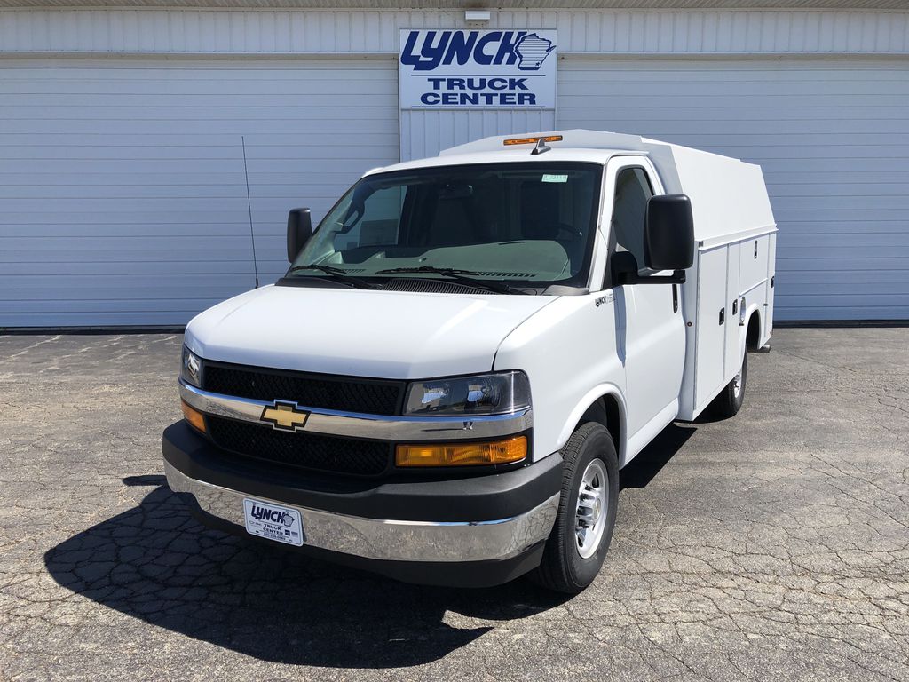 New 2019 Chevrolet Express Commercial Cutaway BASE N/A in Waterford