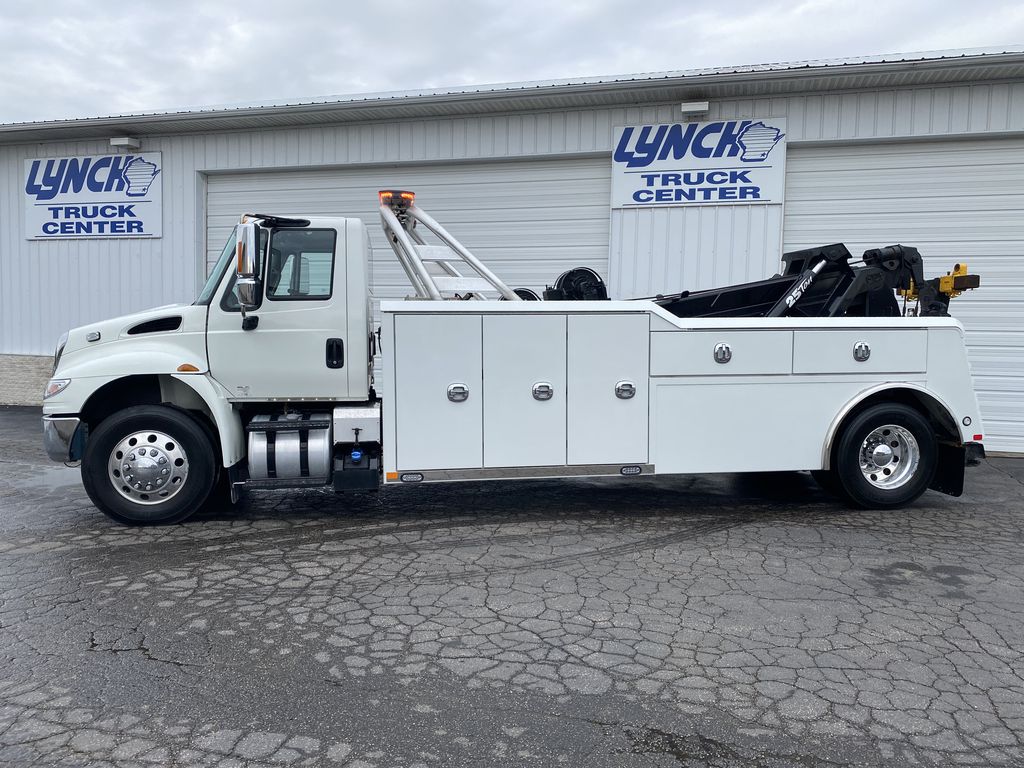 Pre-Owned 2015 International 4000 Series 4000 SERIES 4400 N/A in ...